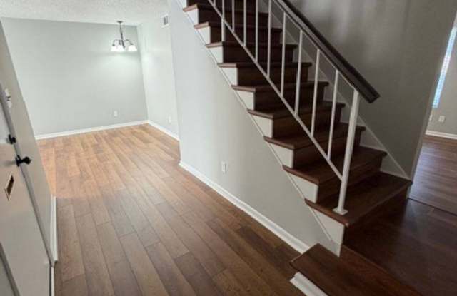 142 Stoneridge Drive Gallery 4