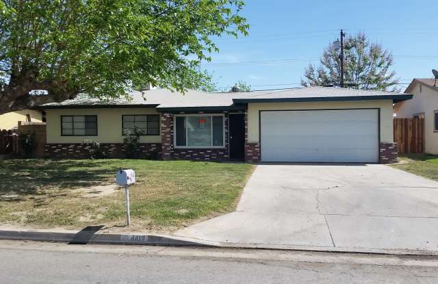 4412 Gordon St., Bakersfield, CA 93307 photos photos