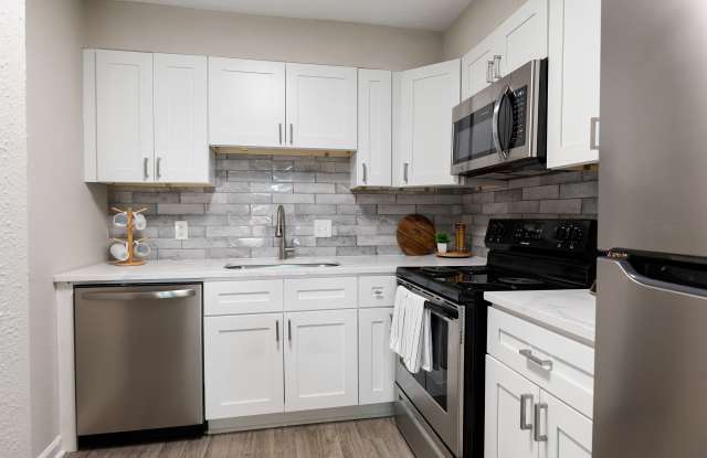 Dunwoody Glen photos photos