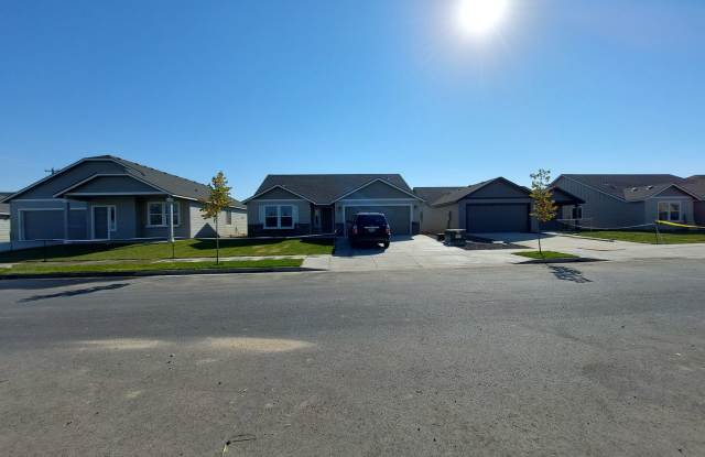 Brand New 3 bed 2 bath house photos photos