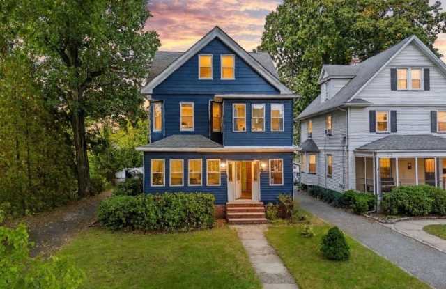 32 Montclair Ave Gallery 1