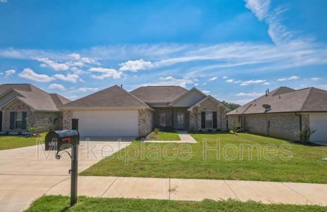 480 Silver Hill Dr - 480 Silver Hill Drive, Pearl, MS 39208