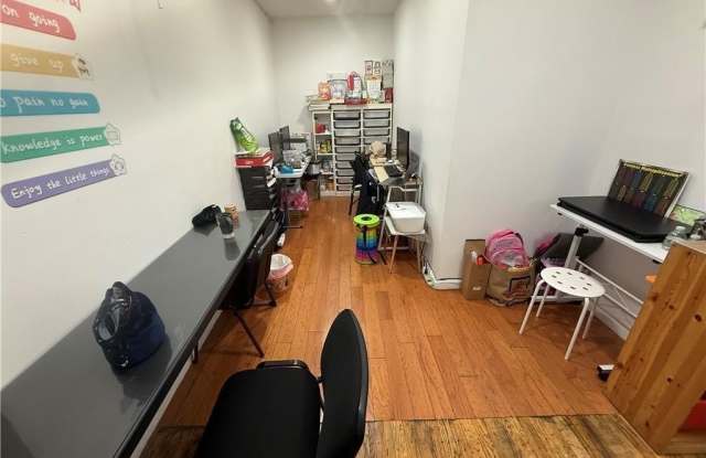 2115 E 16th Street Gallery 4