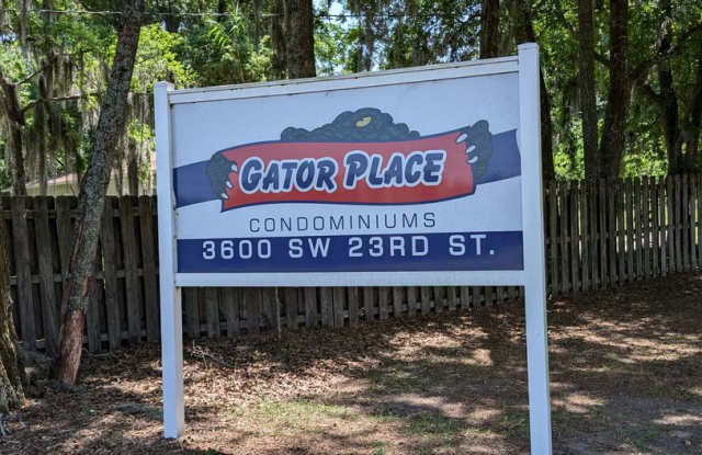 Gator Place photos photos