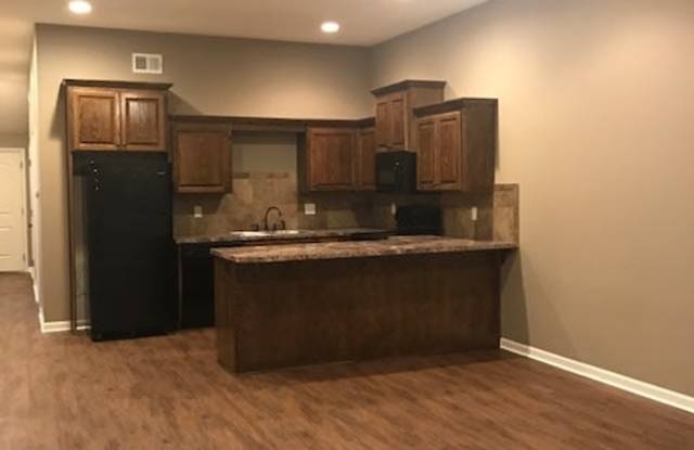8040 Southwest 3rd Street - 8040 SW 3rd St, Blue Springs, MO 64014