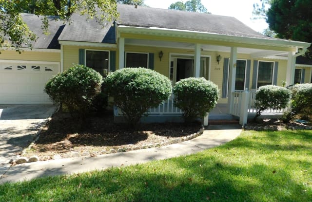 2120 Northwood Circle - 2120 Northwood Circle, Valdosta, GA 31602