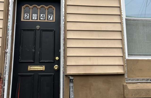 2947 Kip Street photos photos