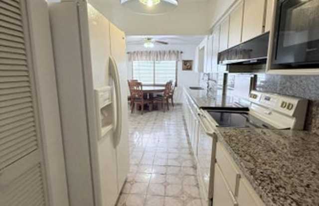 957 W 67th Street, Hialeah, FL 33012 - 6466 photos photos