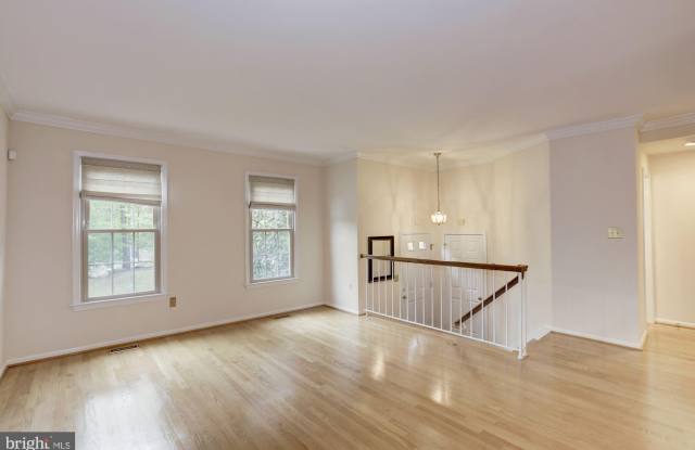 7748 SHOOTINGSTAR DRIVE Gallery 4