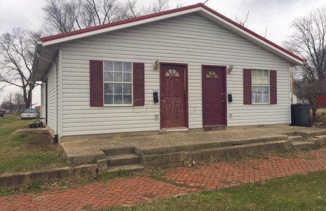 729 S Court Street - 729 South Court Street, Circleville, OH 43113