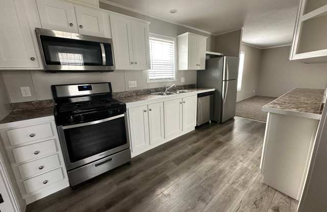 555 Delaware - 555 Delaware, Wayne County, MI 48111