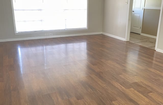 117 Whispering Pines Loop photos photos
