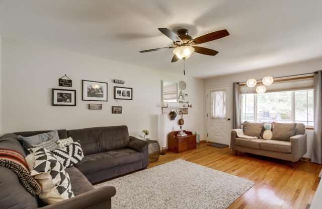 6215 Dixie Dr Gallery 4
