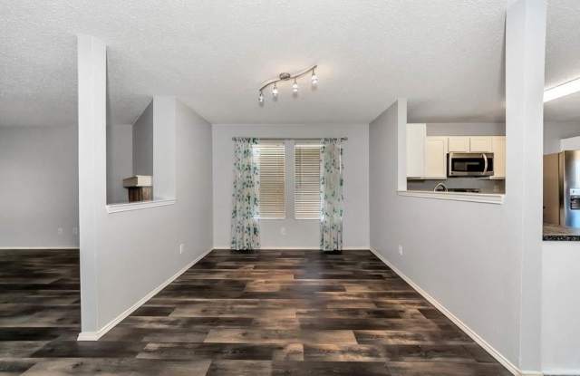 5213 Emmeryville Lane Gallery 4