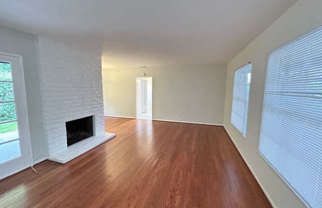 5128 Crown Ave. Gallery 2