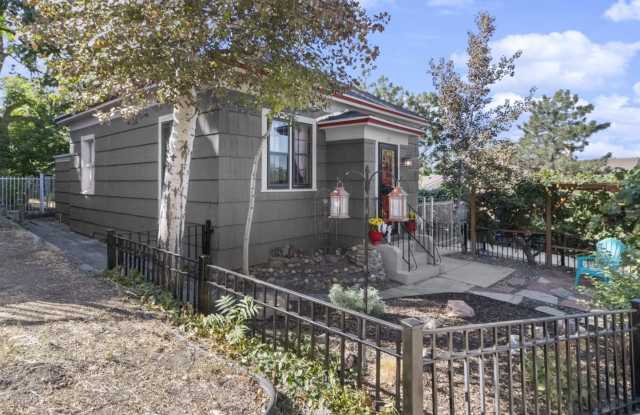 Home in Salt Lake city Marmalade area. photos photos