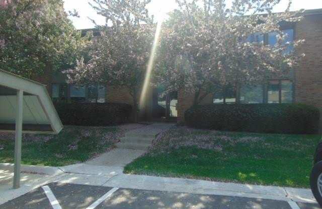 359 CONCORD PL APT 4 Gallery 1