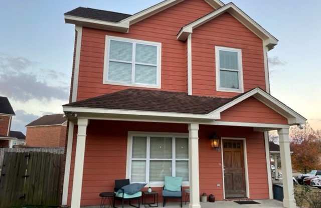 3BR/2.5BA Home - 19 Aspen Loop, Oxford, MS 38655