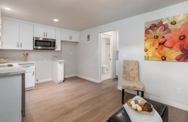 936 South 37th Street - Unit B Gallery 4