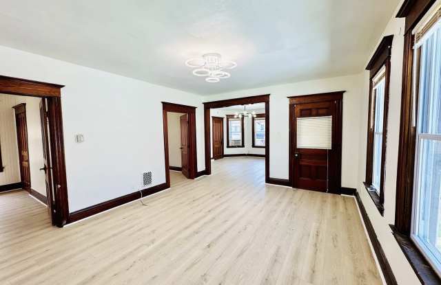 925 Brayton Park Pl Gallery 1