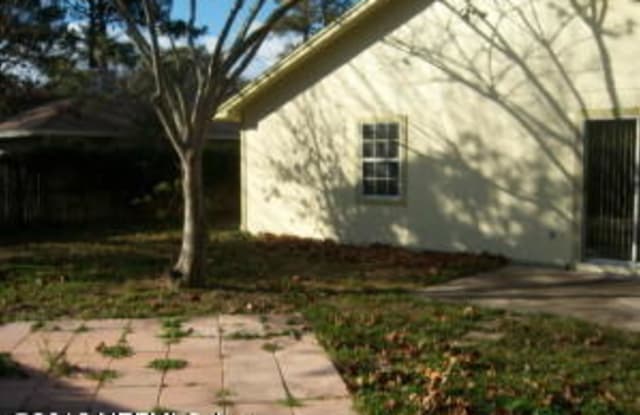 1135 18TH ST N - 1135 18th Street North, Jacksonville Beach, FL 32250
