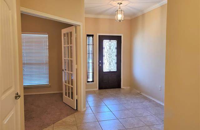 416 Roger Graves Circle Gallery 3
