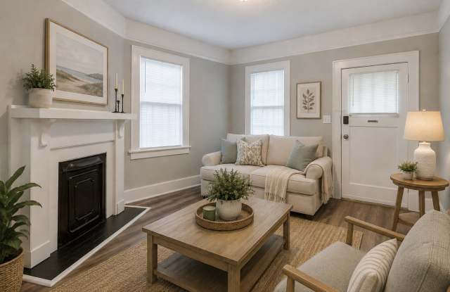 Newly Renovated 2BR/1BA Unfurnished Home In Downtown Savannah photos photos