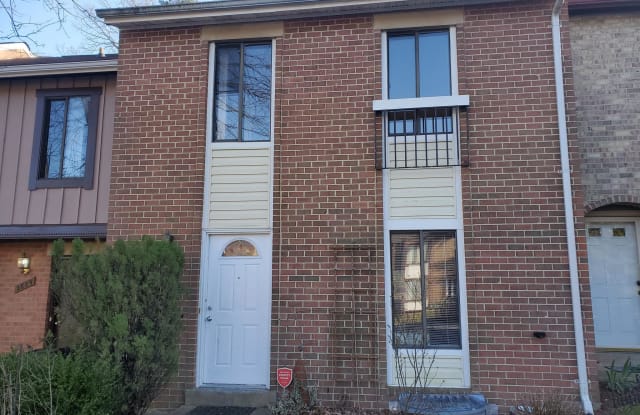 2831 CAMBRIDGE DRIVE - 2831 Cambridge Drive, Lake Ridge, VA 22192