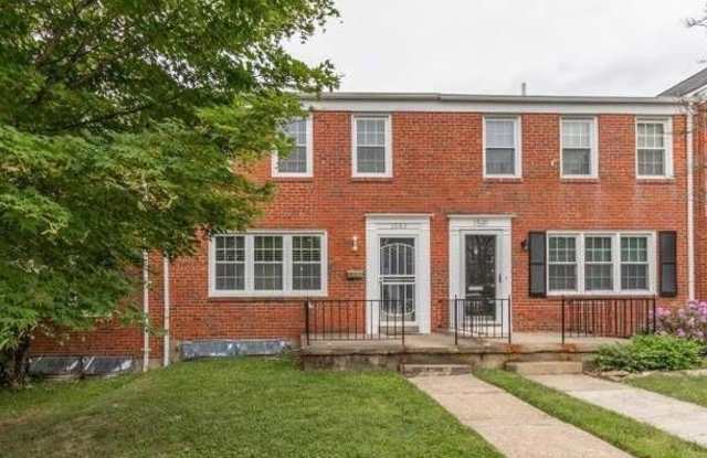 1583 DOXBURY Road Gallery 1