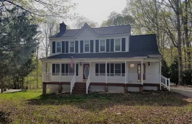 Spacious 3 bedroom 2.5 bath home in South Chesterfield on huge corner lot. photos photos