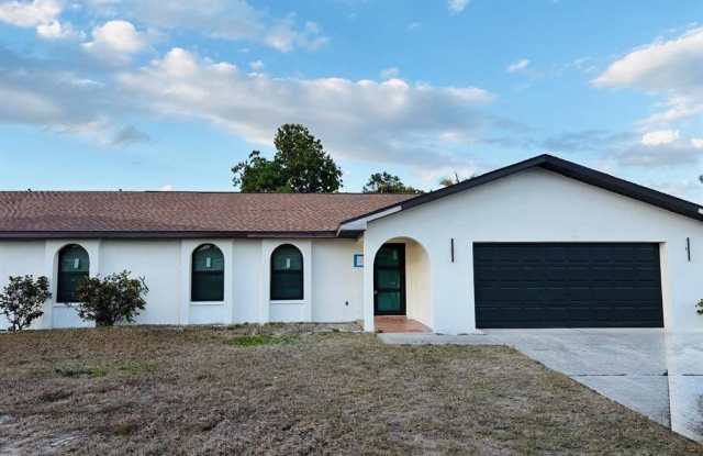 1117 SE 19th Ter photos photos