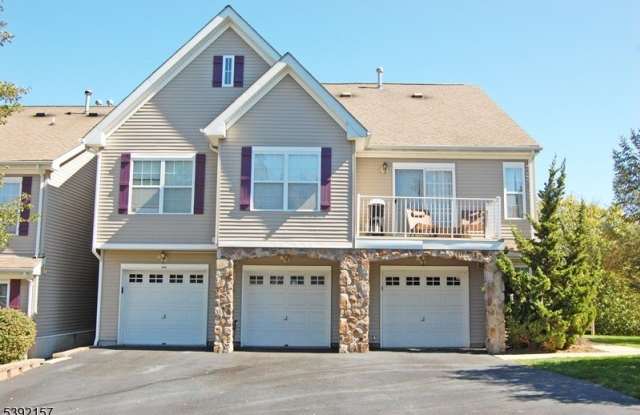 1001 Wendover Ct photos photos