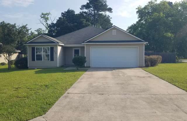 Charming 3BR/2BA Home Near Moody AFB – Large Backyard photos photos