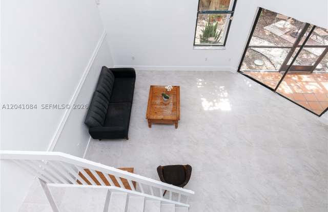 2513 San Remo Cir Gallery 4