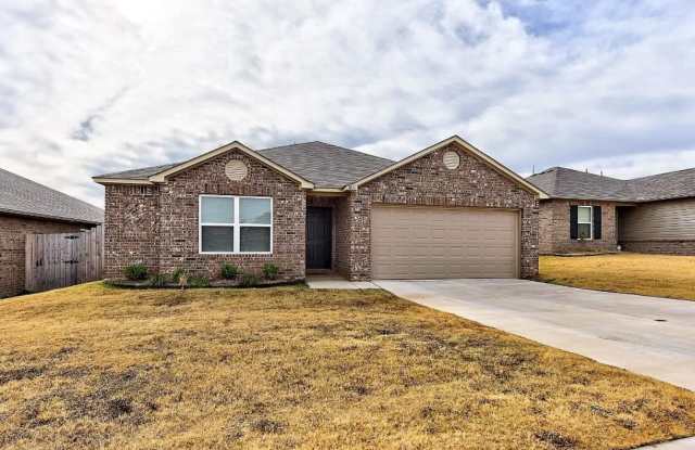 1811 E Moore Ave - 1811 East Moore Avenue, Stillwater, OK 74075 1811 E Moore Ave - 1811 East Moore Avenue, Stillwater, OK 74075