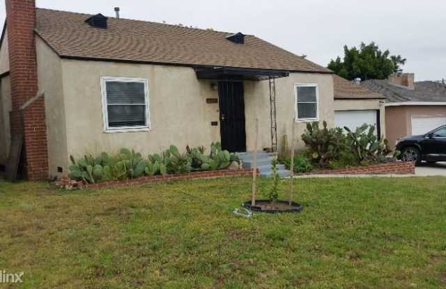 8746 Airlane Ave - 8746 Airlane Avenue, Los Angeles, CA 90045