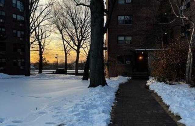 3021 Edwin Avenue 1J photos photos