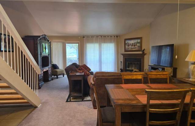Spacious Condo With Covered parking photos photos