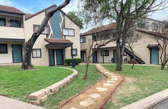 400 West Saint Elmo Road - 400 West Saint Elmo Road, Austin, TX 78745