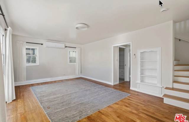 819 S Crestmoore Pl Gallery 3