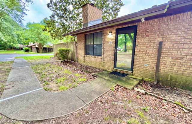 Charming 2-Bedroom Quadplex photos photos Charming 2-Bedroom Quadplex photos photos