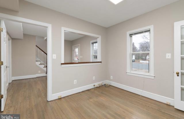 1802 AUGUSTINE Avenue Gallery 4