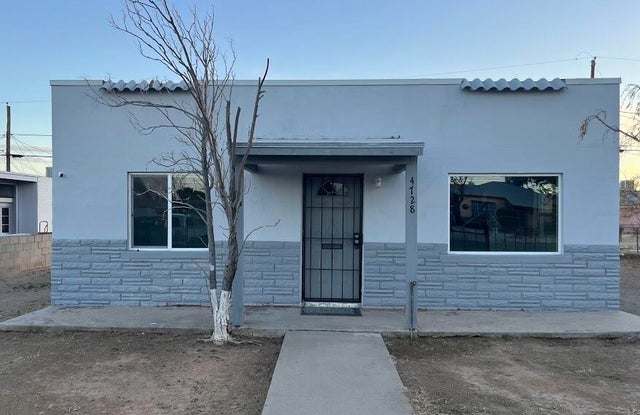4728 Sierra Vista Drive Gallery 2