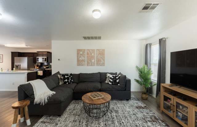 5938 Autumn Palms photos photos