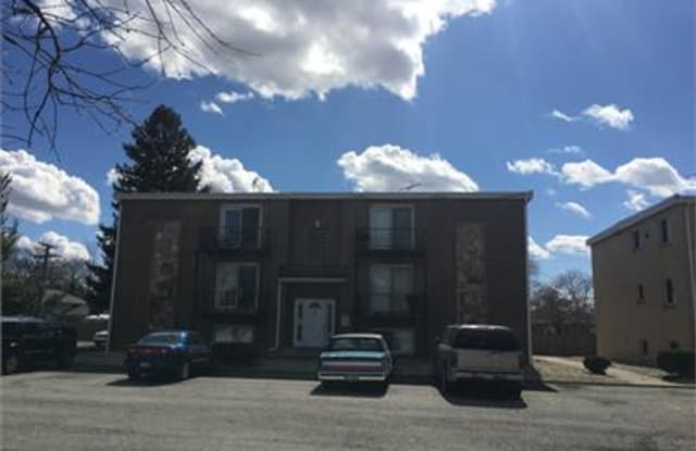 809 E 38th Place - 1 - 809 E 38th Pl, Griffith, IN 46319