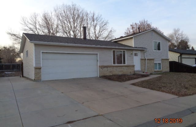 11643 Steele St - 11643 Steele Street, Thornton, CO 80233