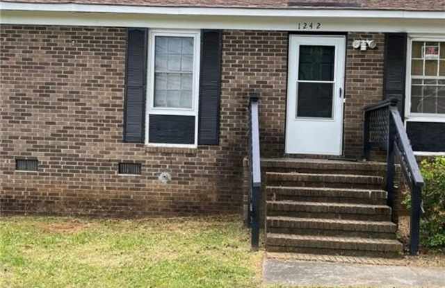 1242 Woodbriar Avenue photos photos