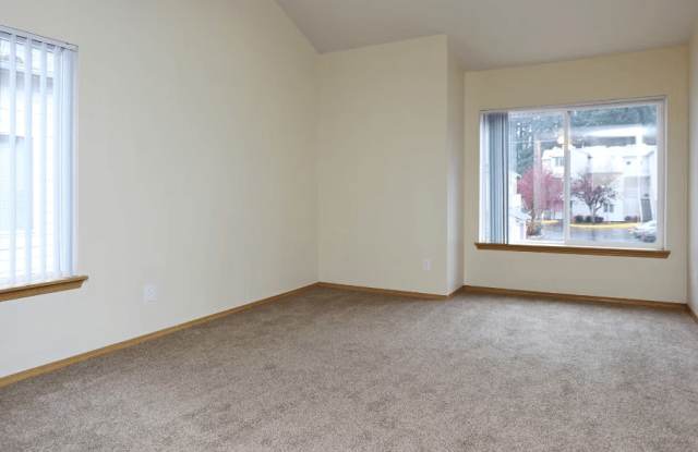 Fairway Edmonds Apartments Gallery 4