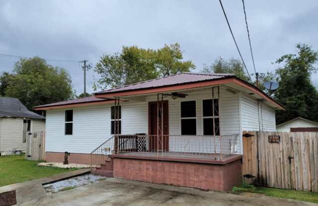 3-Bedroom Home with Gated Backyard – Close to Shops  Restaurants! photos photos