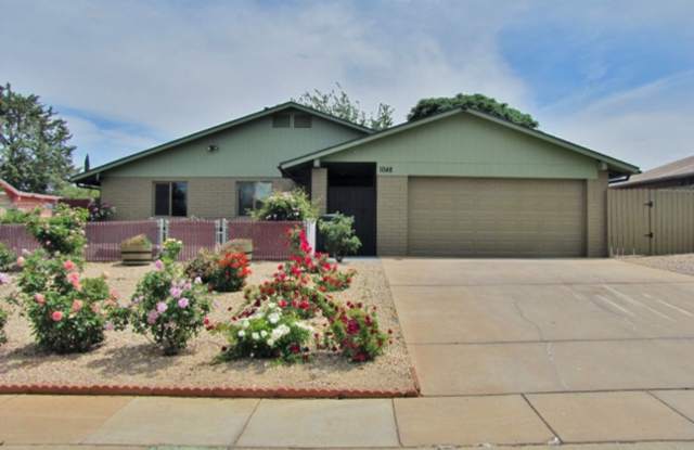 4BR/2BA/2CG 1416 sq.ft. with storage shed in Sierra Vista, AZ photos photos